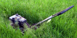 walk-behind mower grass handling